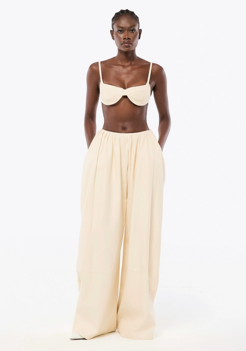 BRASSIÈRE EN CUIR