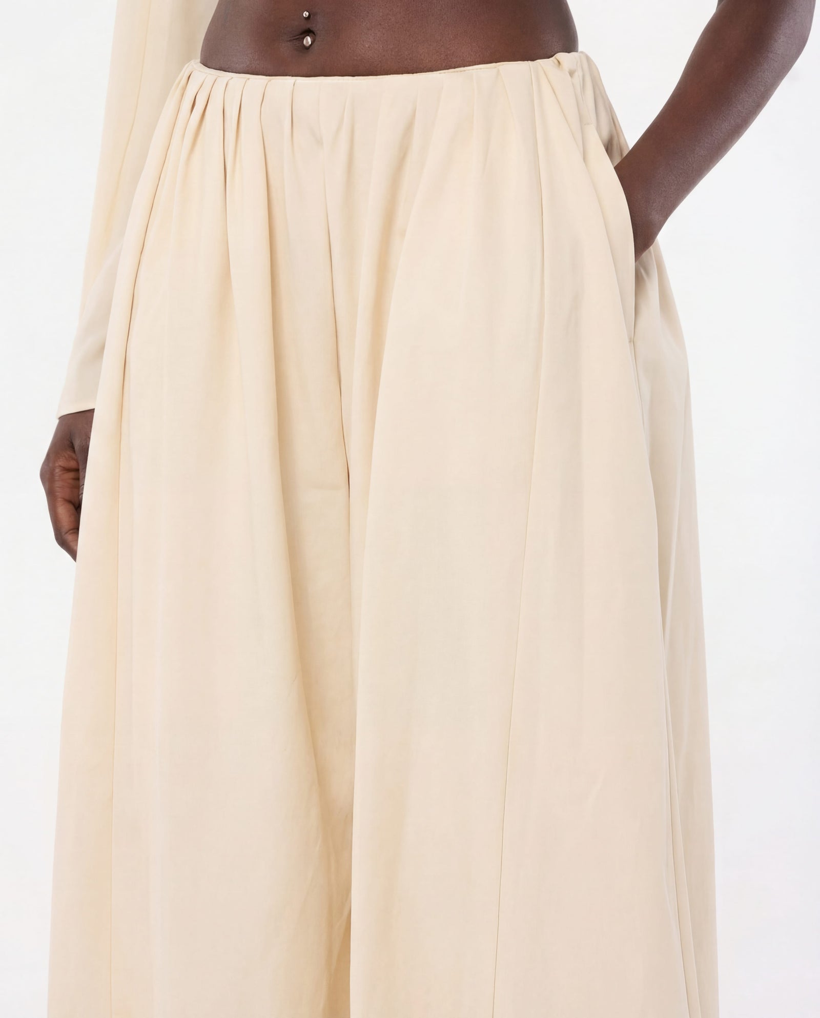PANTALON EN CUIR