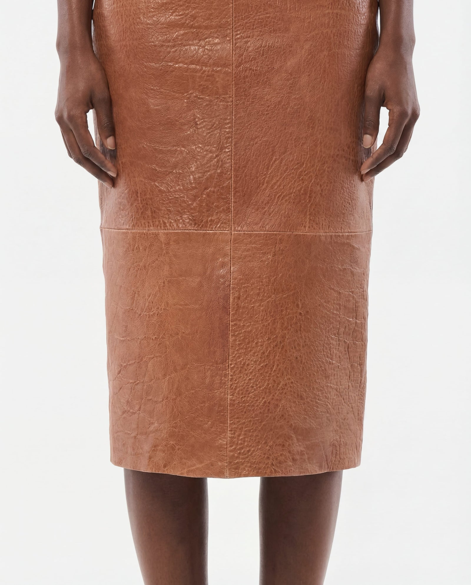 JUPE EN CUIR MIDI