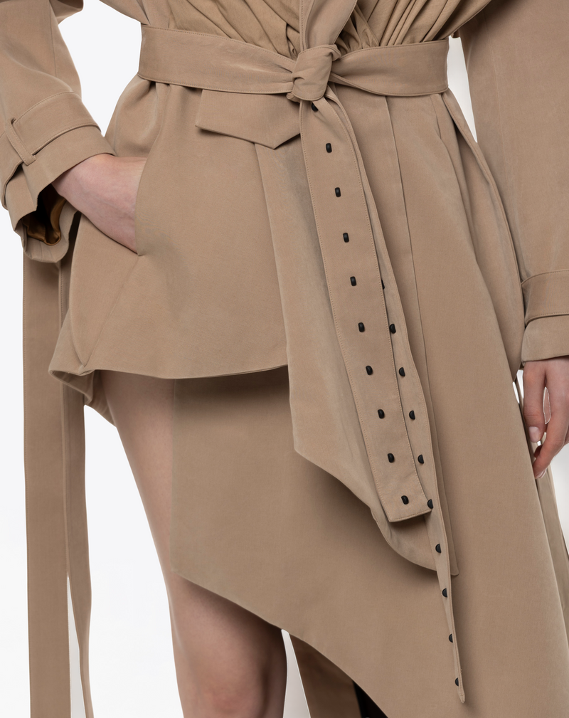 THE SIGNATURE TRENCH